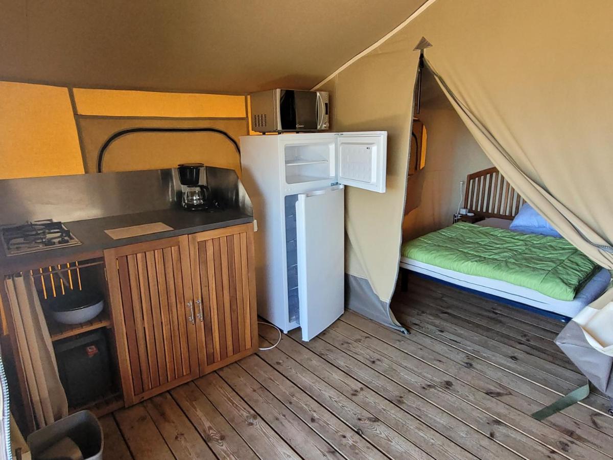 Camping Les Chenes Verts Meschers-sur-Gironde Esterno foto